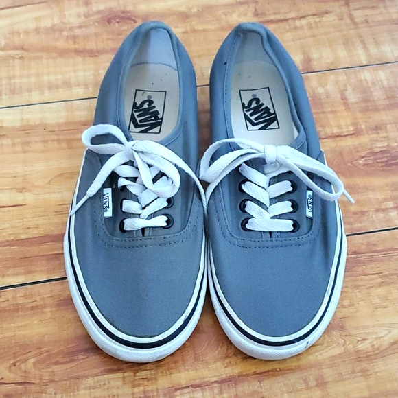 Vans Shoes - EUC Grey Vans Authentic Core Classics Shoes